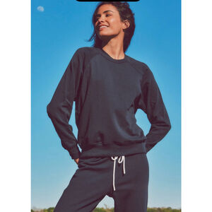 Women's LEALLO Navy Crewneck Sweatshirt M